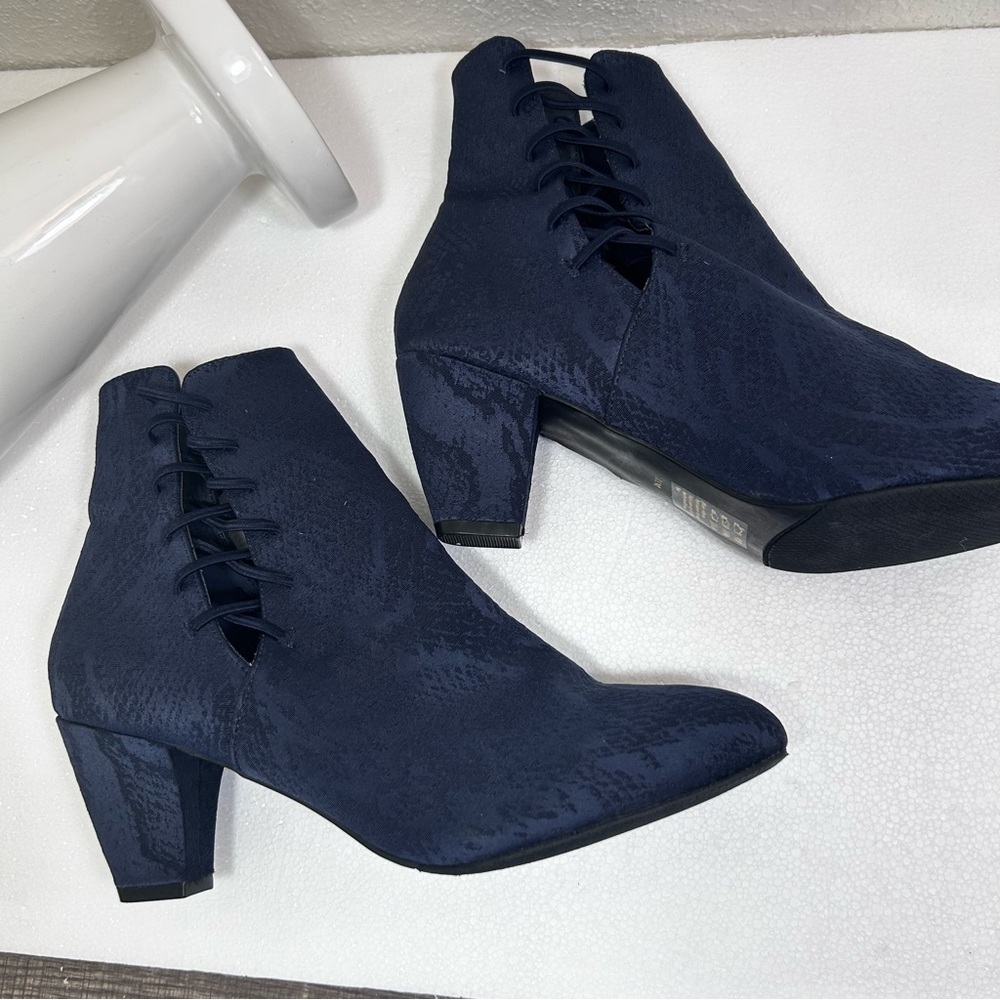 New York transit faux suede ankle bootie lace up both sides.2 1/2 block heel